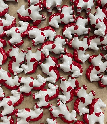 Фарфористы.рф: как действующий завод в Сысерти встраивается в креативную экономику